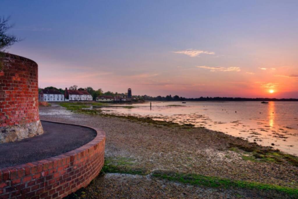 Luxury 2 Bed Georgian Townhouse, Old Portsmouth Βίλα Εξωτερικό φωτογραφία