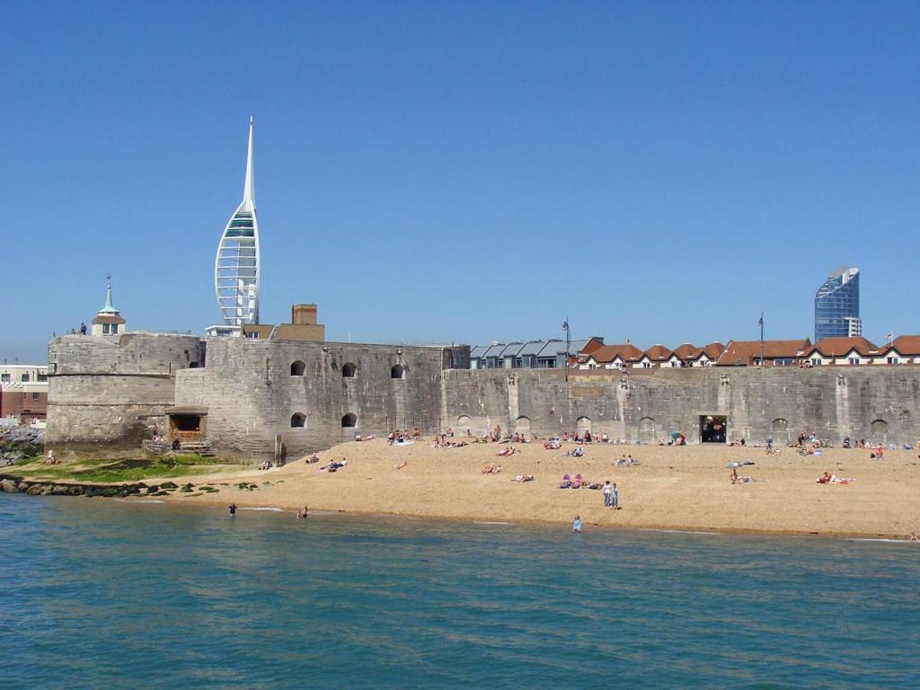 Luxury 2 Bed Georgian Townhouse, Old Portsmouth Βίλα Εξωτερικό φωτογραφία